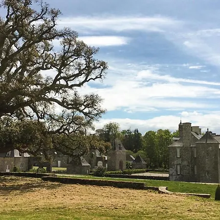 Dom wakacyjny Stunning In Gonneville-le-theil *